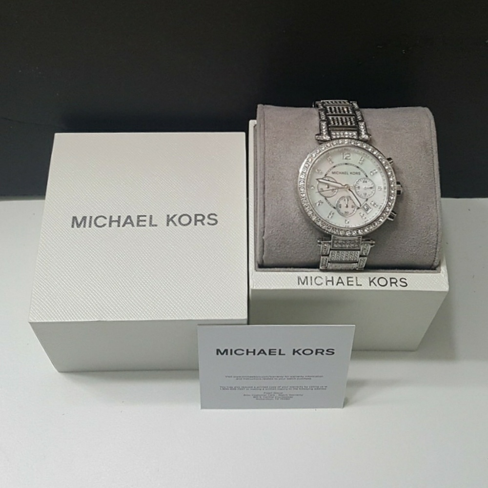 (2 LEFT IN STOCK) Michael Kors Swarovski Crystal - Picture 6 of 7